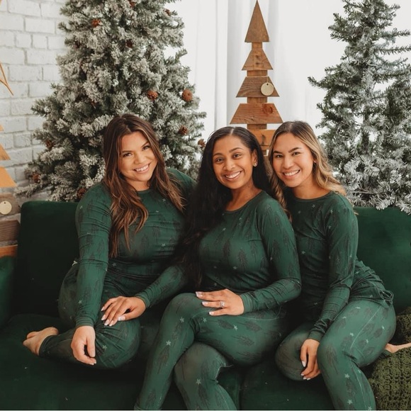 Nighty Nites Co x Arrows & Rubies Collab | Painted Trees Bamboo Blend Lounge Set - Picture 4 of 9